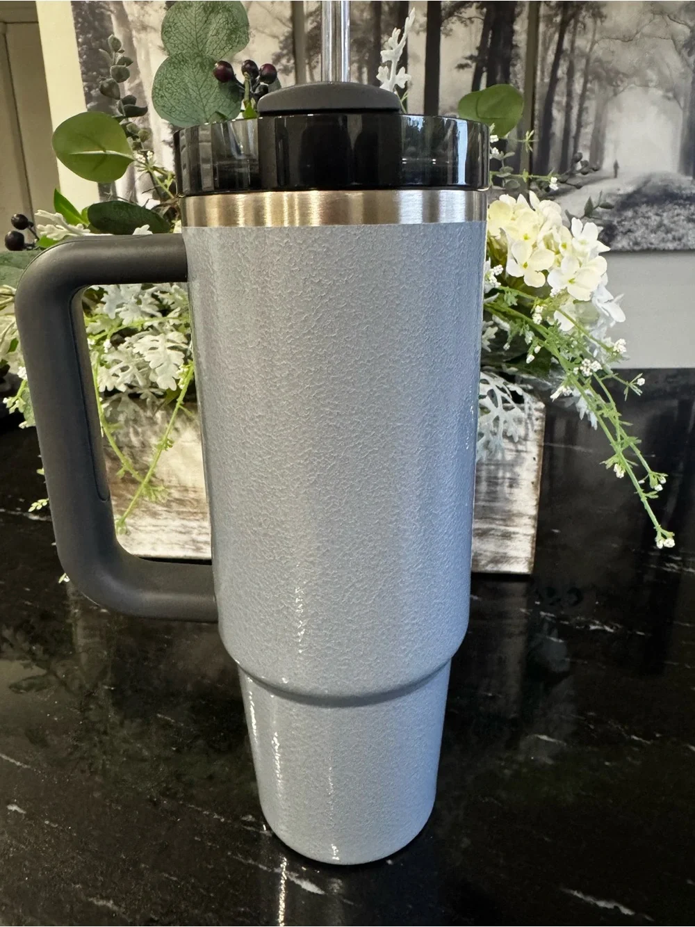 Stanley Light Gray Insulated Travel Tumbler with Handle and Straw - Picture 3 of 10